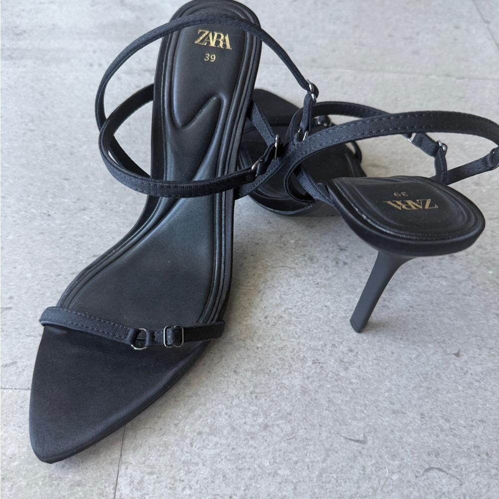 Zara satin effect heeled sandals black size 39